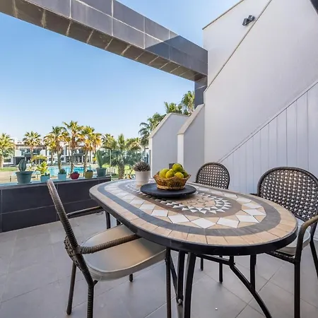 Oasis 3 *